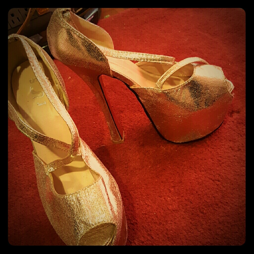 Platform heels